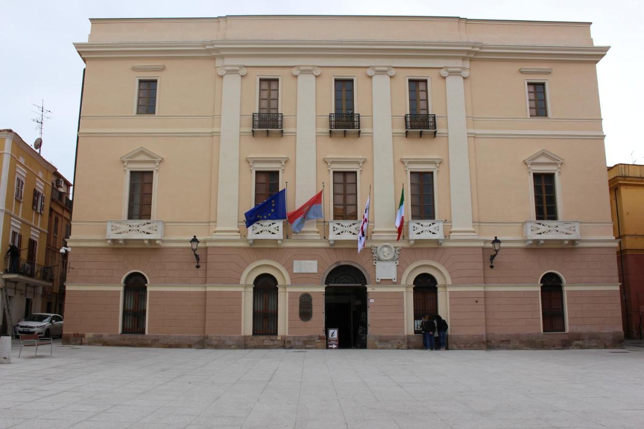 Via Cavour 19, Camere Del Conte Иглесиас Экстерьер фото