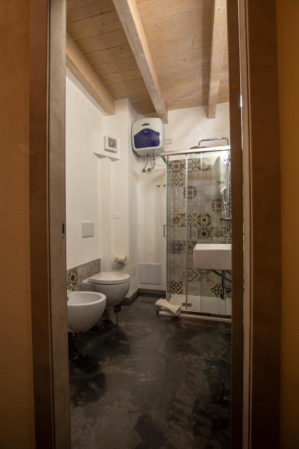Via Cavour 19, Camere Del Conte Иглесиас Экстерьер фото